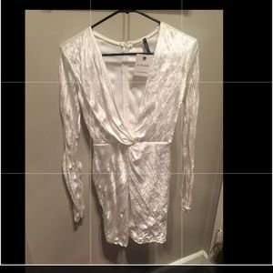 White long sleeve dress